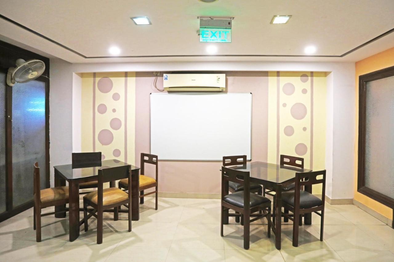 Hotel Tashkent Palace - Near New Delhi Railway Station Esterno foto