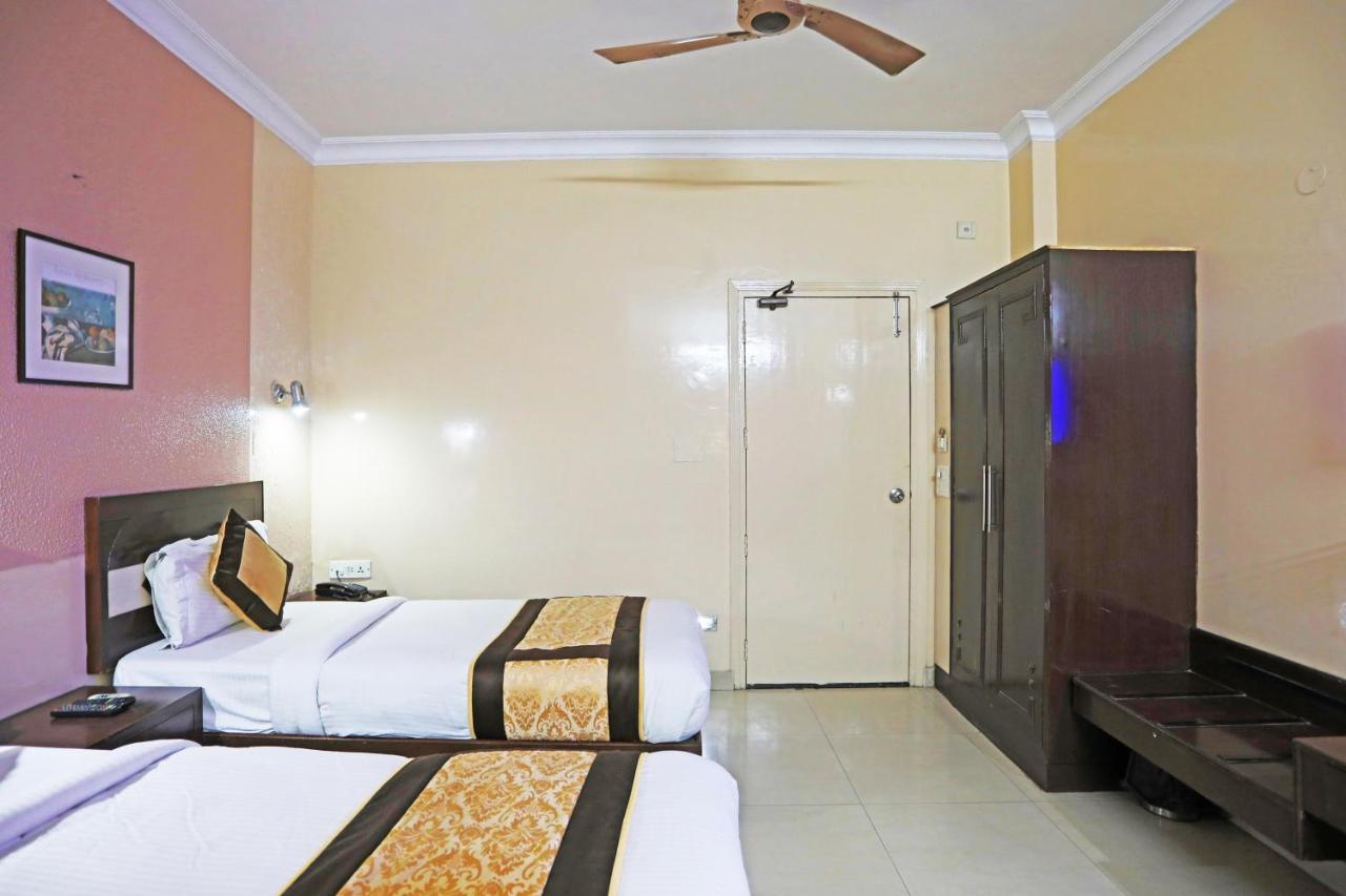 Hotel Tashkent Palace - Near New Delhi Railway Station Esterno foto