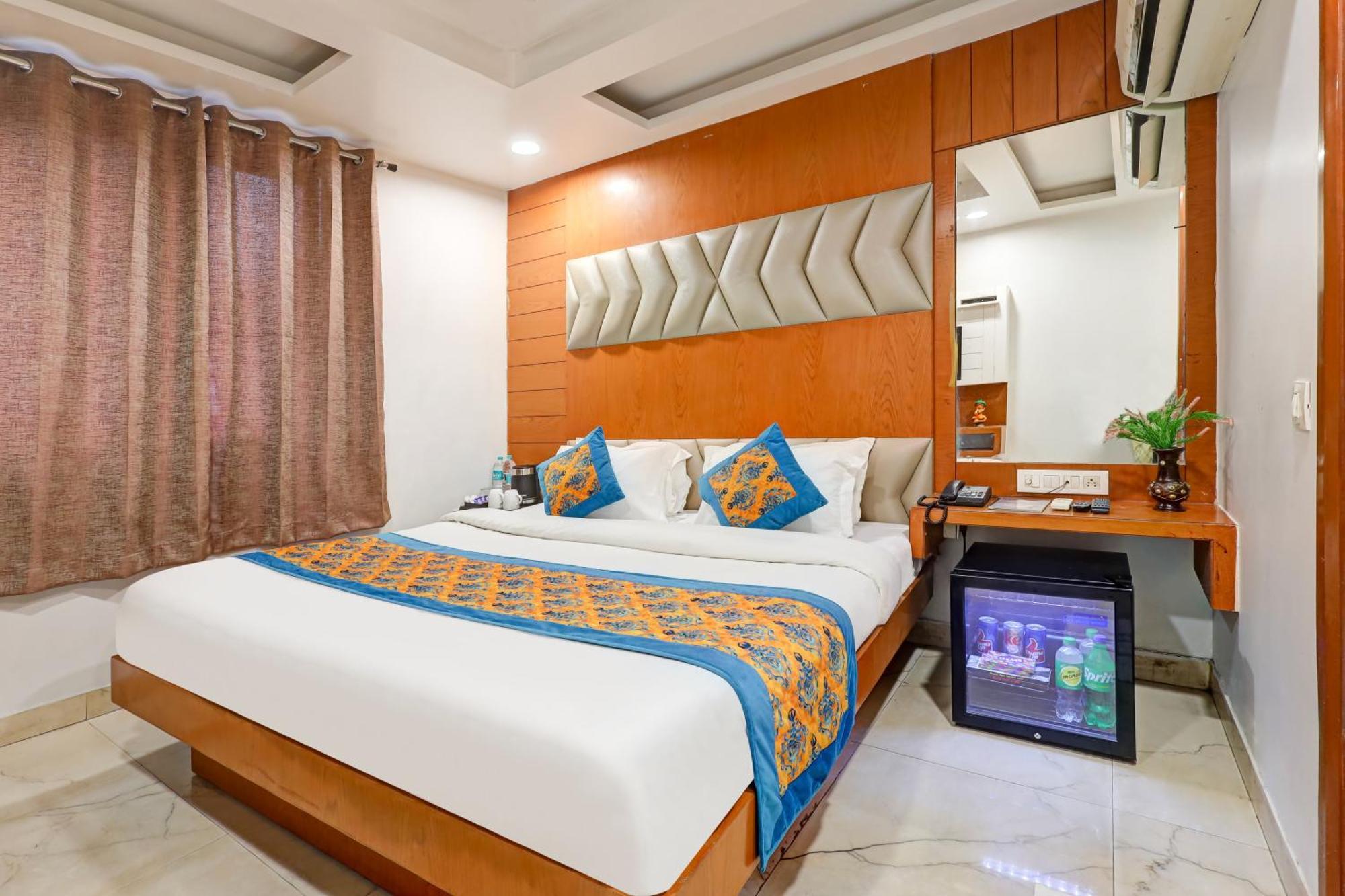 Hotel Tashkent Palace - Near New Delhi Railway Station Esterno foto