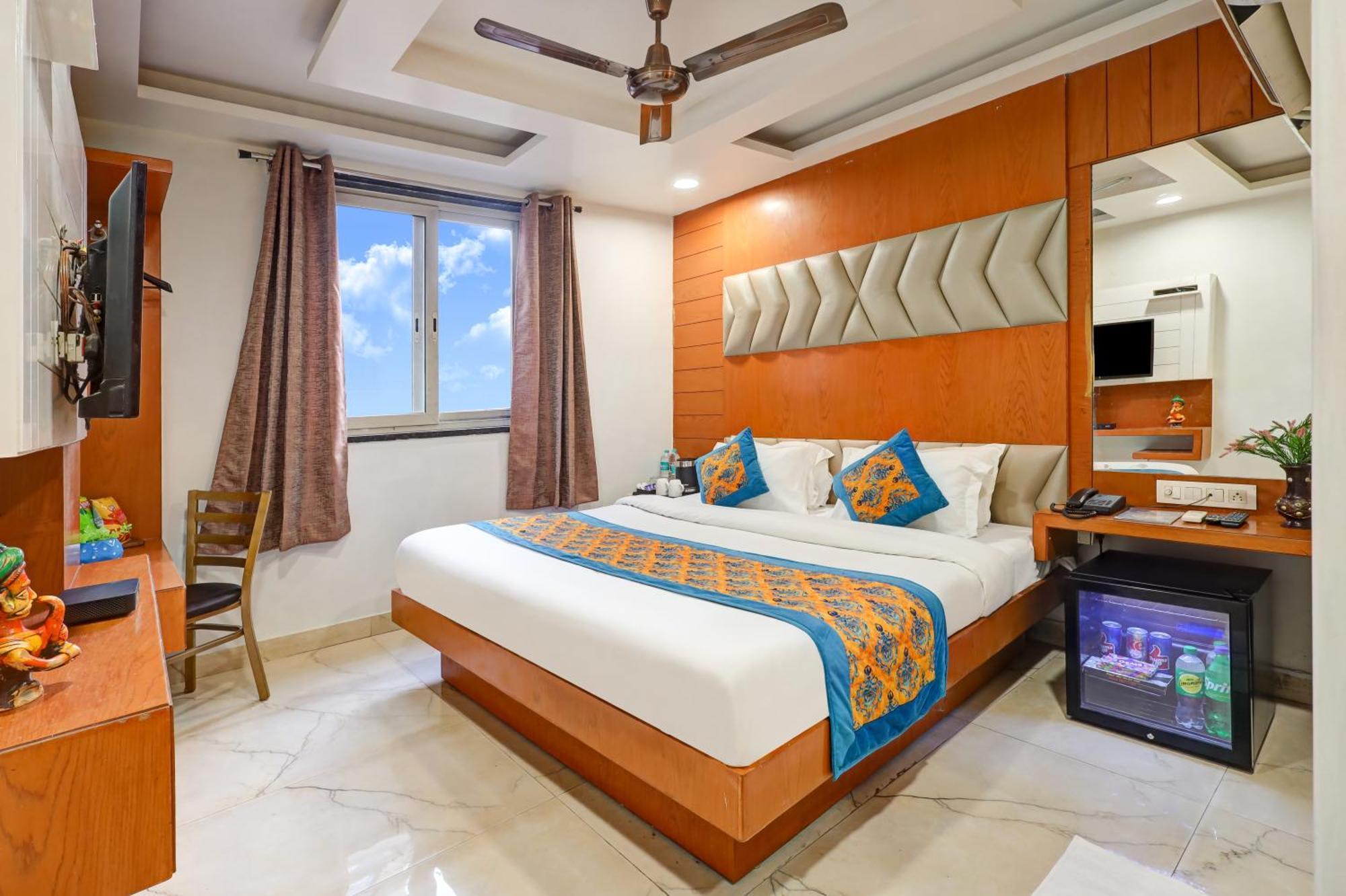 Hotel Tashkent Palace - Near New Delhi Railway Station Esterno foto