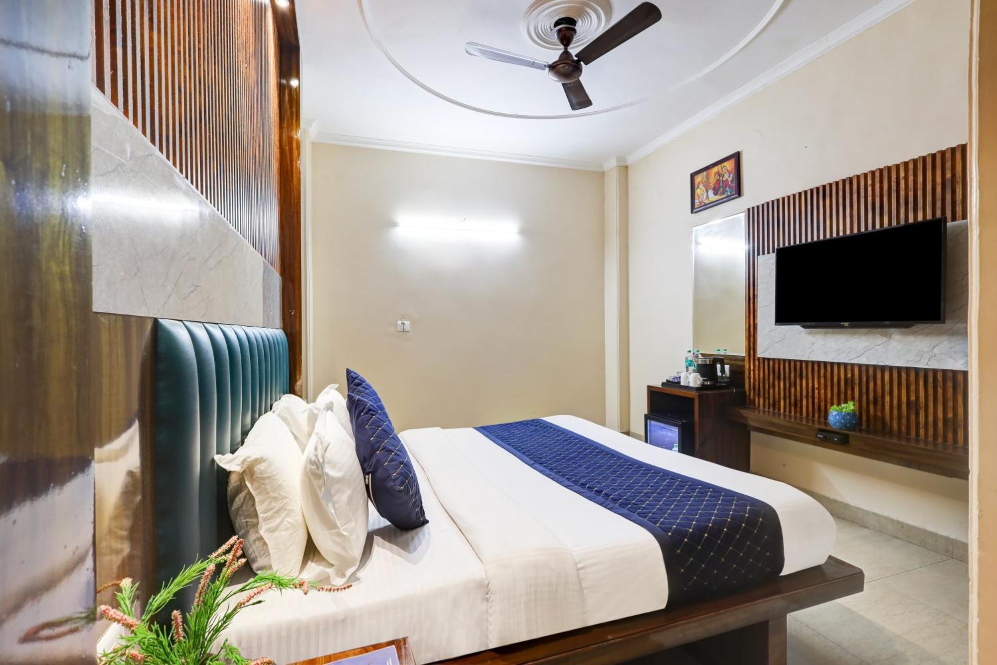 Hotel Tashkent Palace - Near New Delhi Railway Station Esterno foto