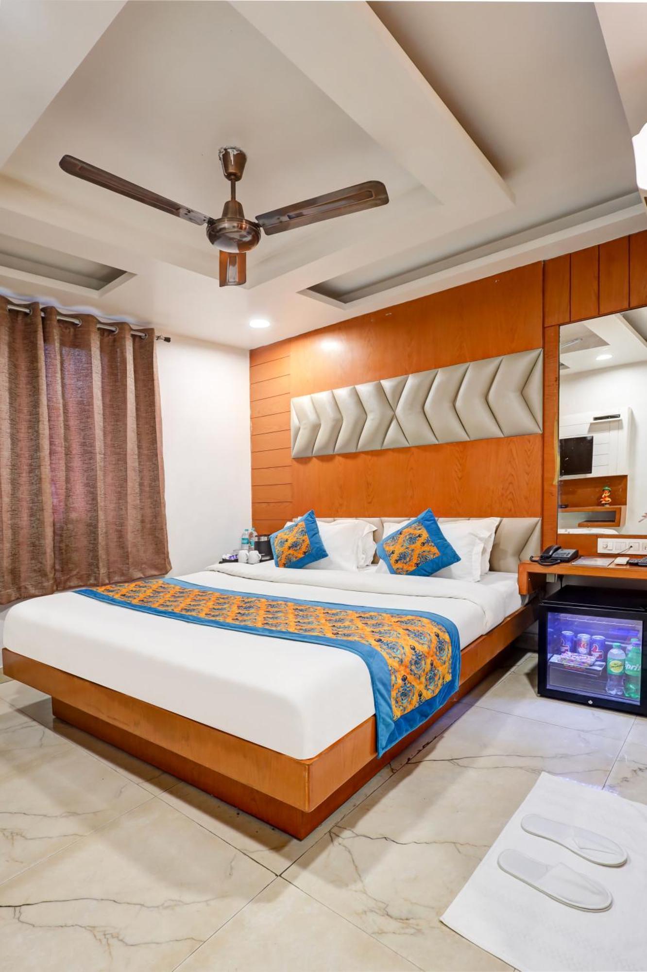 Hotel Tashkent Palace - Near New Delhi Railway Station Esterno foto